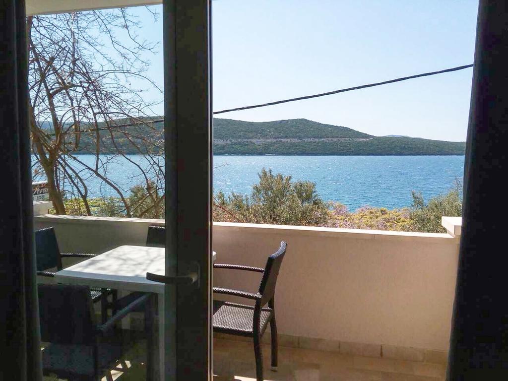 Villa Slavka نيوم المظهر الخارجي الصورة